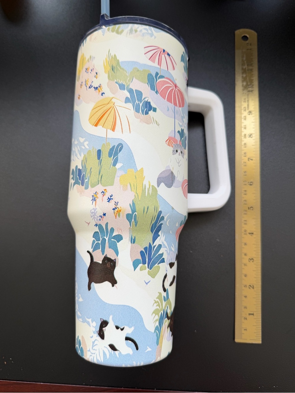 NWOT Large Capacity Handle Cold Cup Venti Insulated Tumbler Cat Kitty Summer